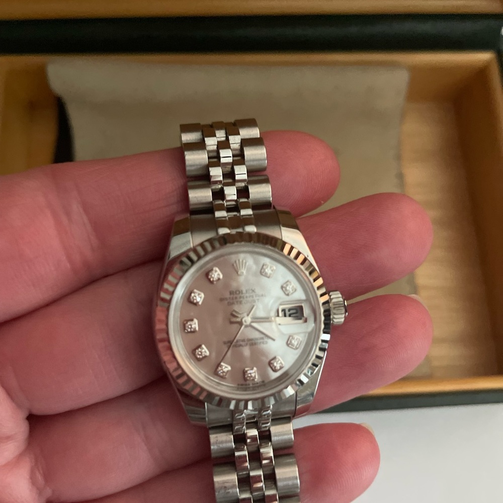 Worn only a few times